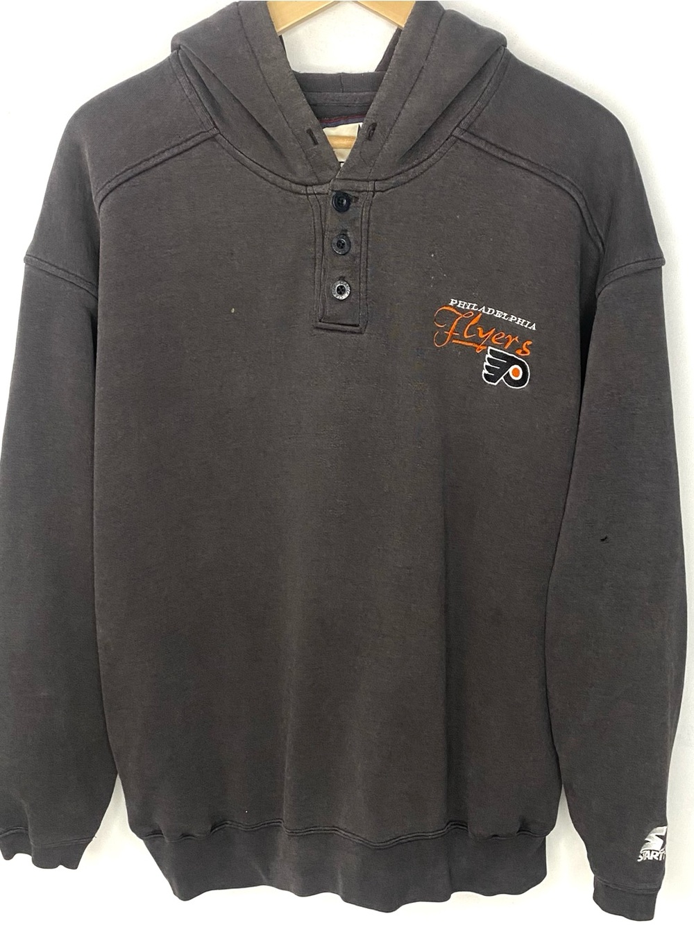 Vintage STARTER Philadelphia Flyers Faded Black Henley Hoodie Sweatshirt Large